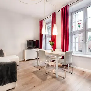 https://golden-gate-apartment.gdanskhotel.org
